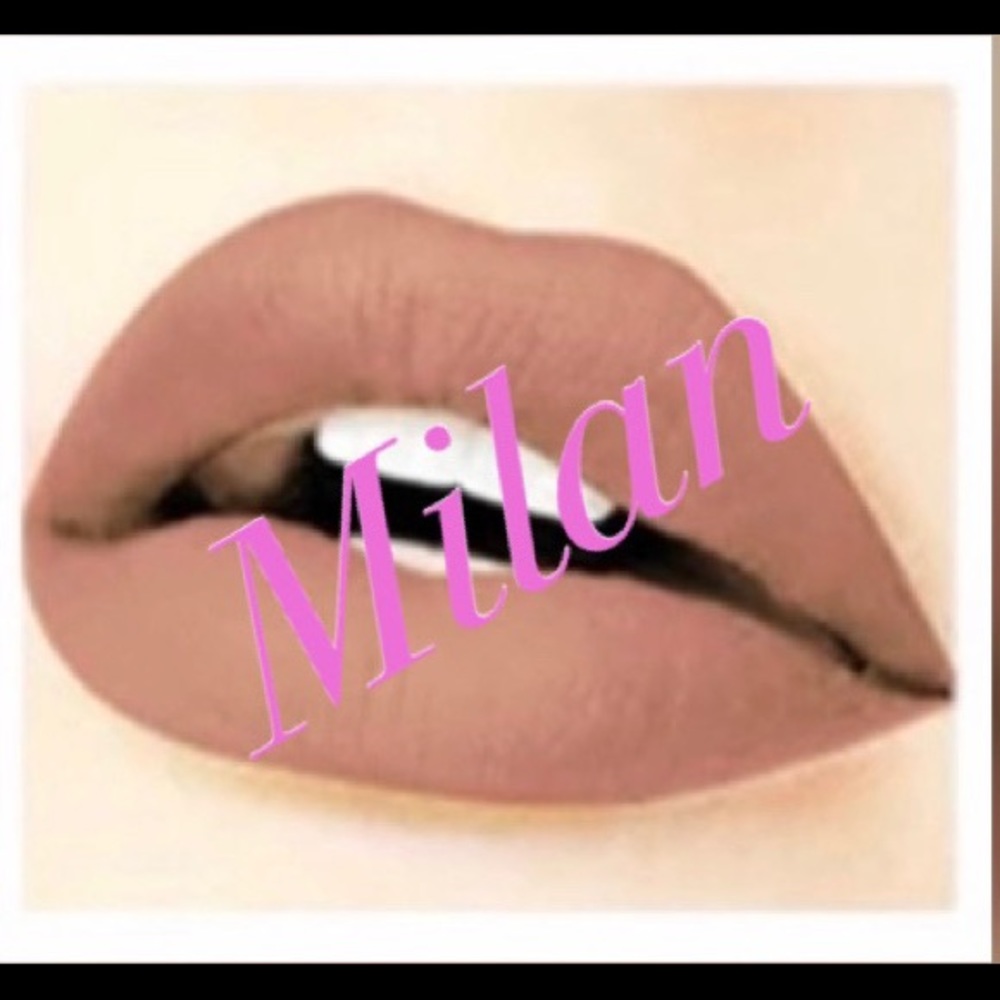 💄CHARM MATTE LIQUID LIPSTICK 💋